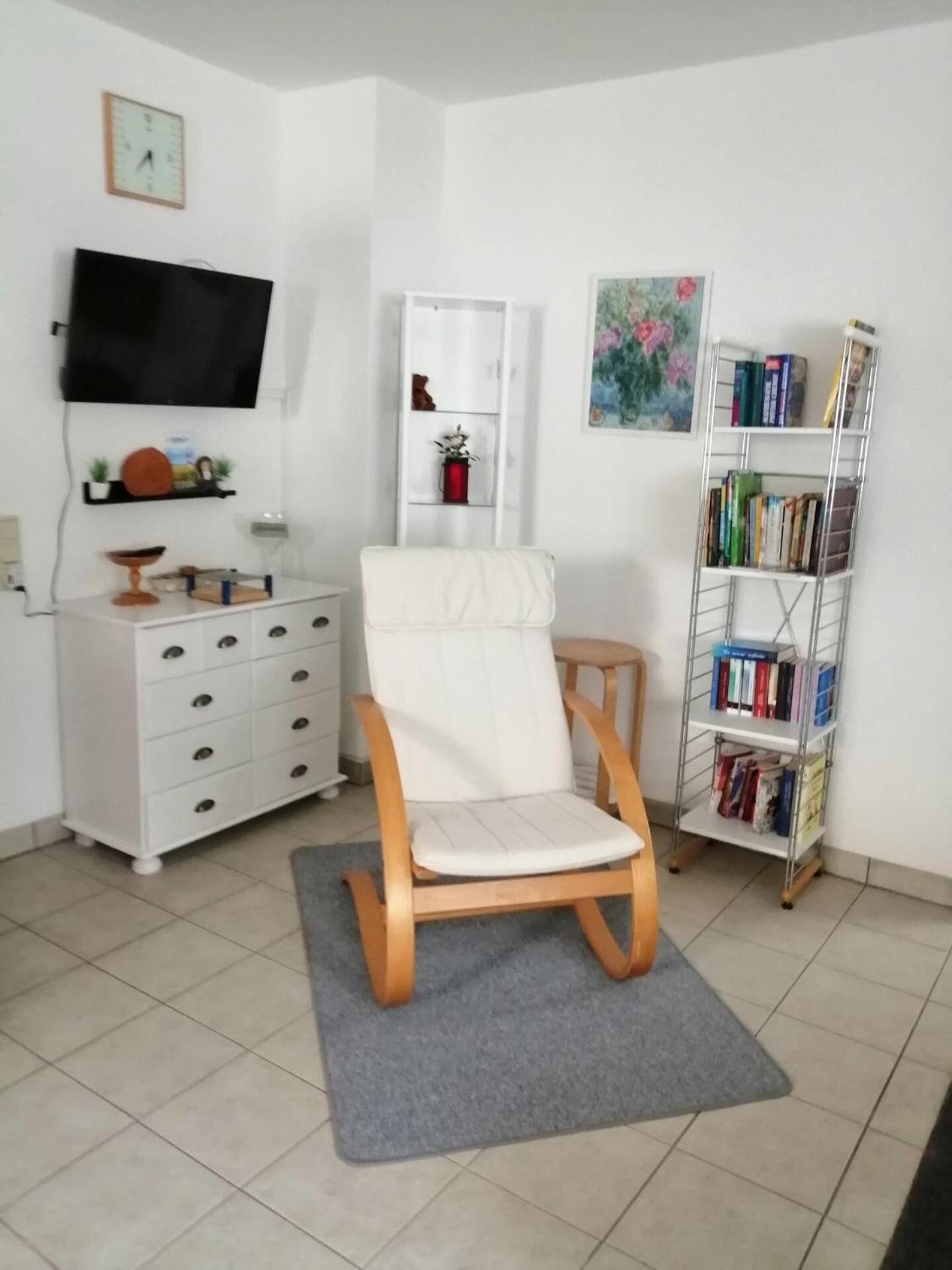 76 Qm Whg Im Eg Haus-Wohlfuehloase Vor Der Haustuer Appartement Gladenbach Buitenkant foto