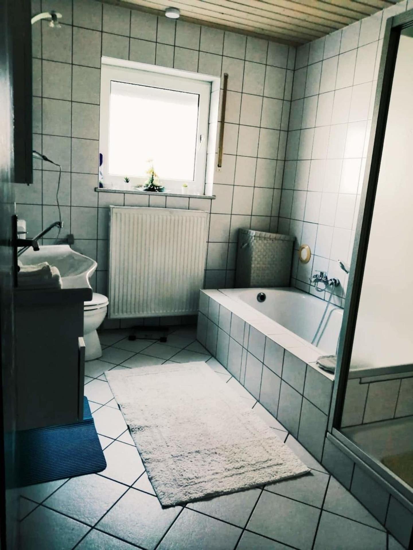 76 Qm Whg Im Eg Haus-Wohlfuehloase Vor Der Haustuer Appartement Gladenbach Buitenkant foto